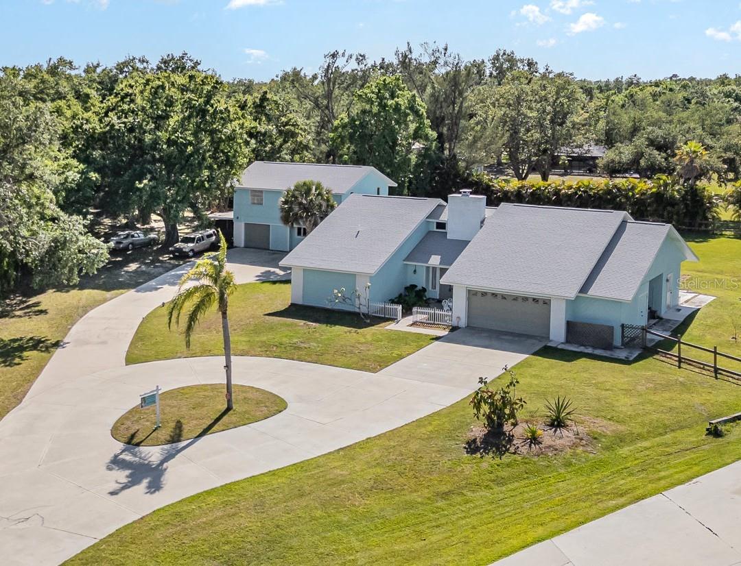 1305 GREENFIELD CIRCLE, Venice, FL 34292