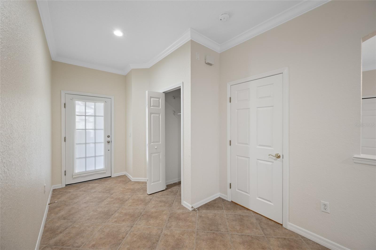 Reverse View of Foyer & Coat Closet!