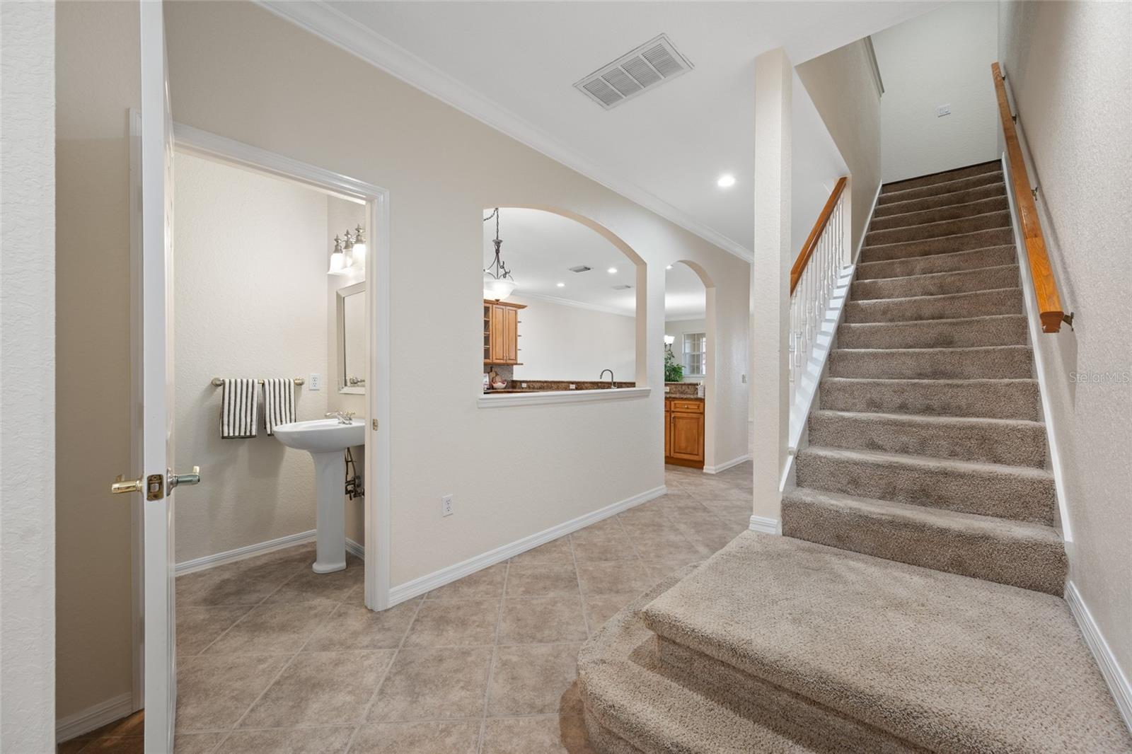 Powder Rm (1/2 bath) for Guests!