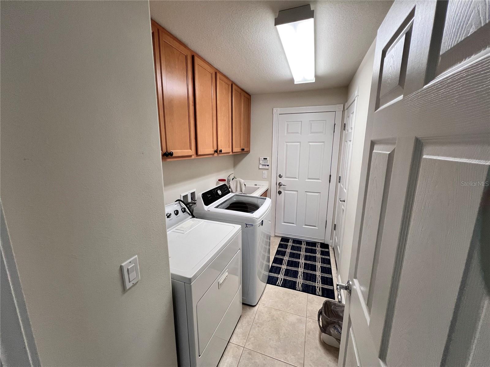 6058 BENEVENTO DRIVE, Sarasota, FL 34238