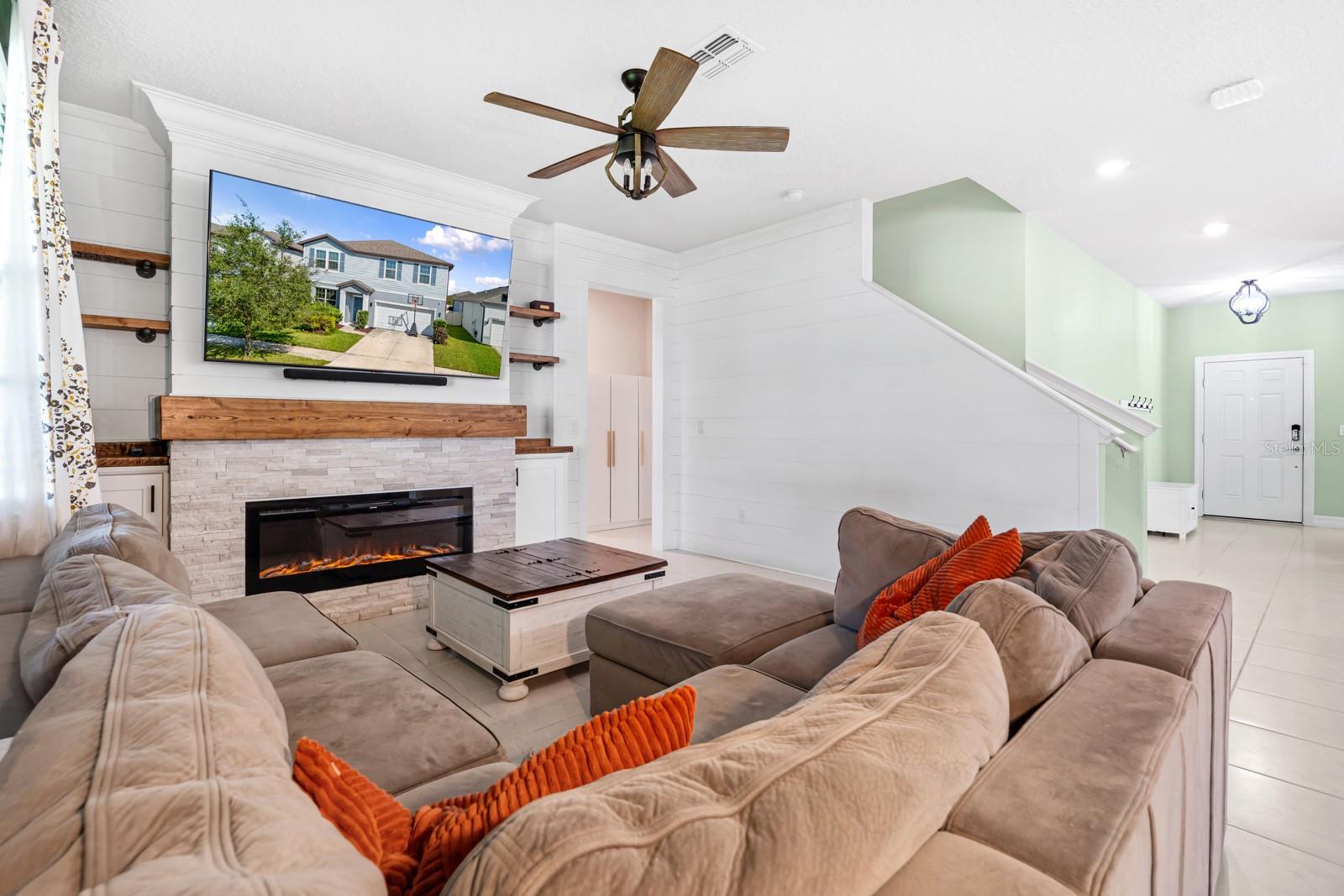 10316 WINE PRESS AVENUE, Riverview, FL 33578