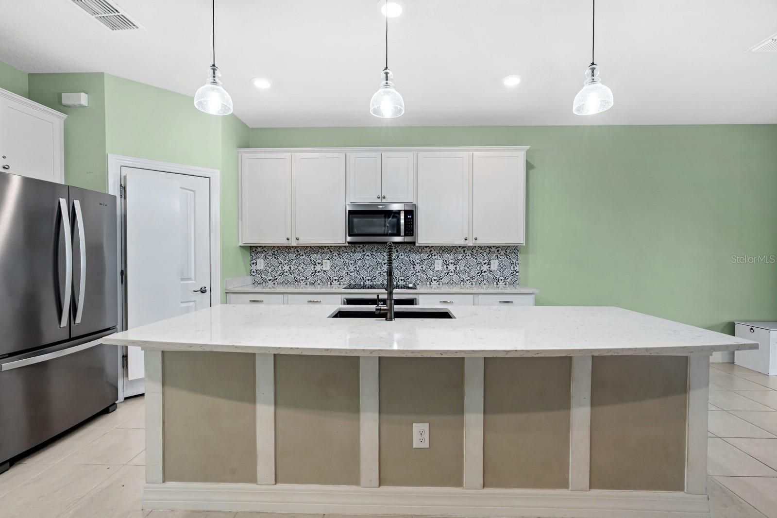10316 WINE PRESS AVENUE, Riverview, FL 33578
