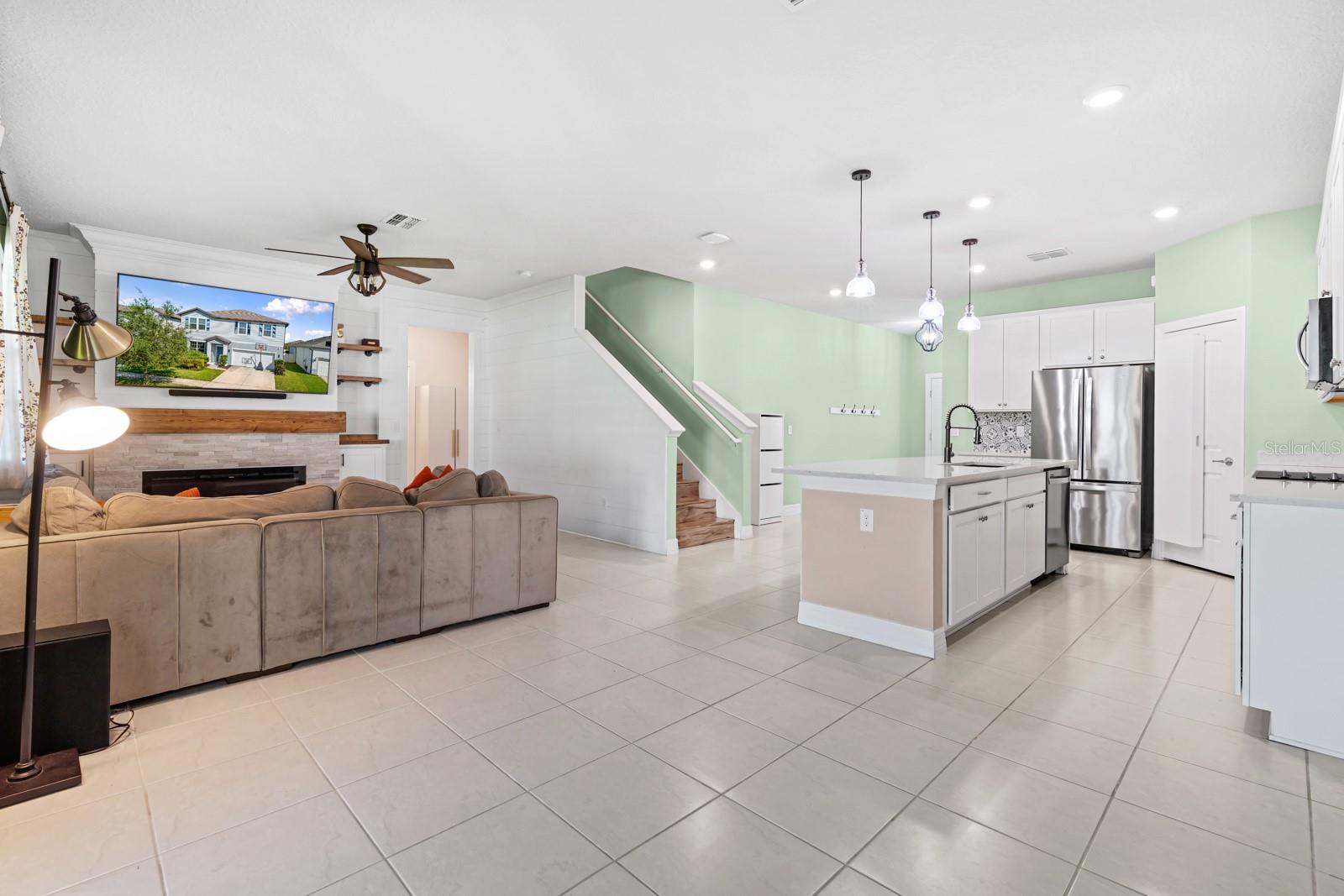 10316 WINE PRESS AVENUE, Riverview, FL 33578