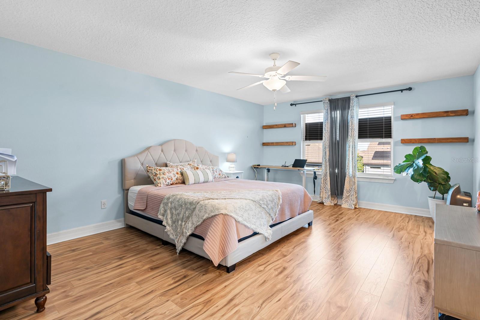 10316 WINE PRESS AVENUE, Riverview, FL 33578