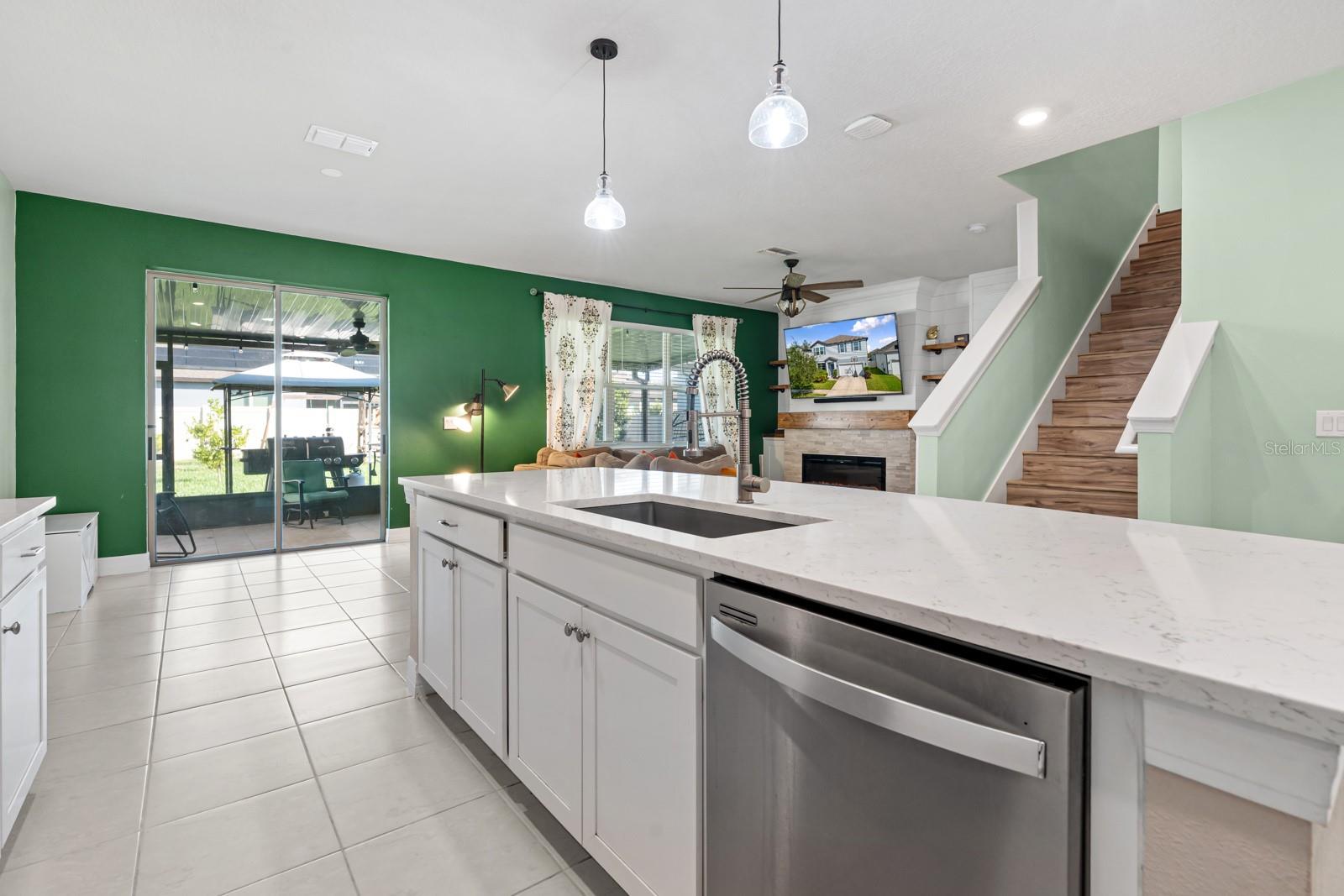 10316 WINE PRESS AVENUE, Riverview, FL 33578
