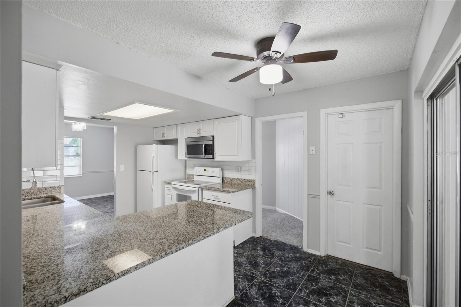721 GREENLEAF LANE, Lake Wales, FL 33853