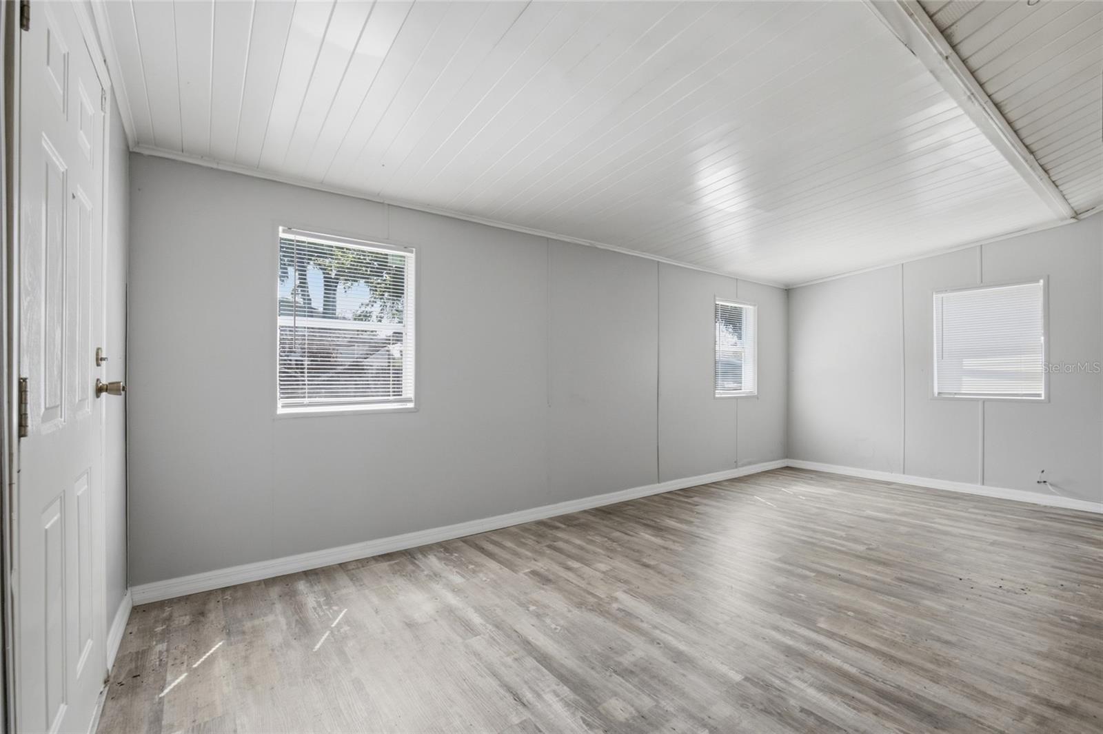 721 GREENLEAF LANE, Lake Wales, FL 33853