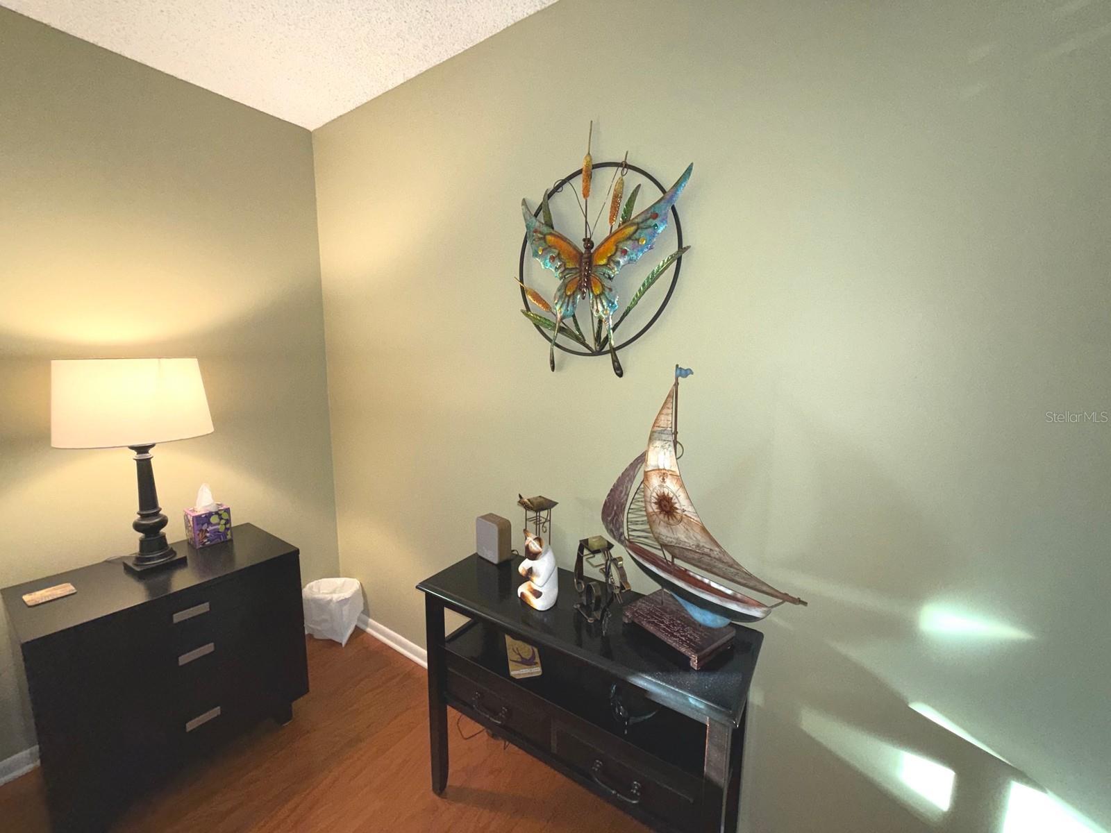 Huge PENTHOUSE - CORNER UNIT