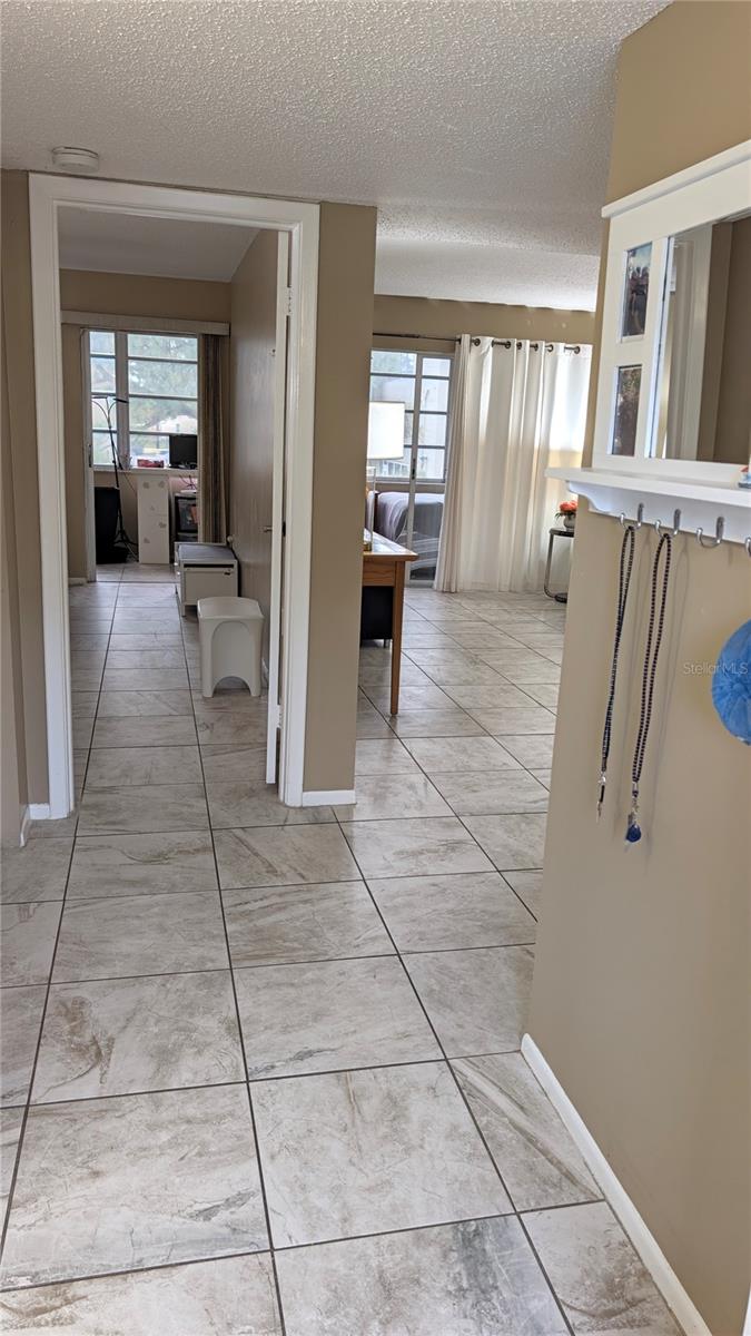 9940 47TH AVENUE N, #206, St Petersburg, FL 33708