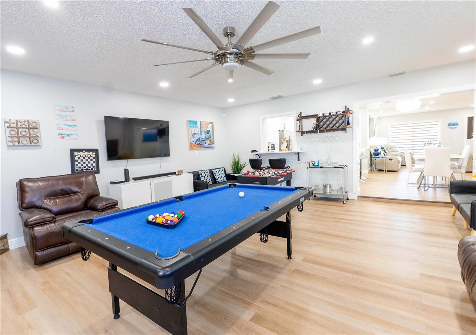 6727 SWAIN AVENUE, Tampa, FL 33625