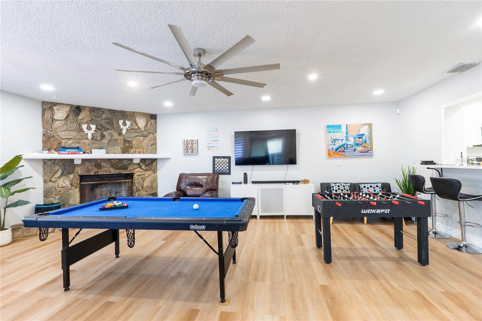 6727 SWAIN AVENUE, Tampa, FL 33625