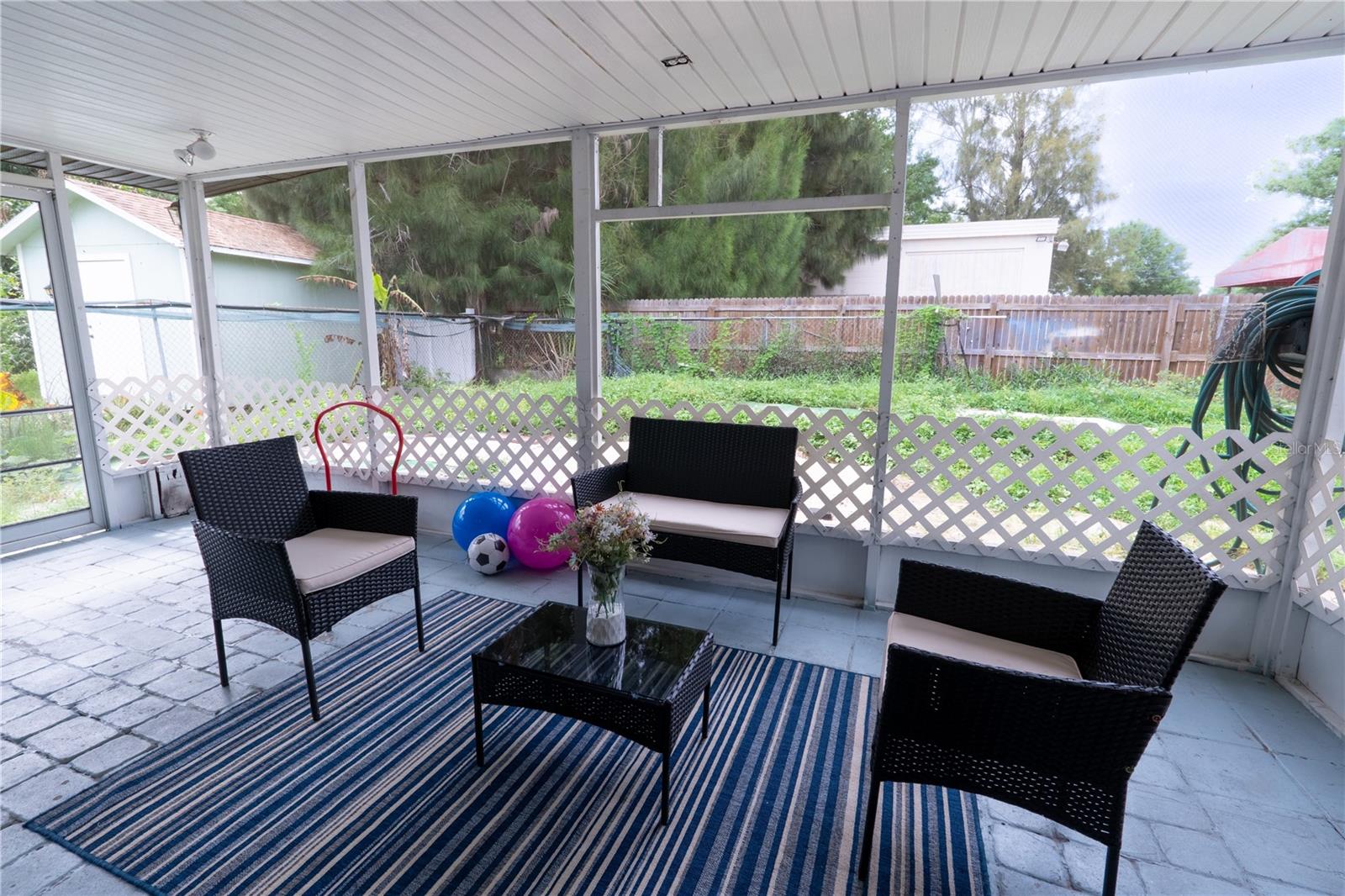 8819 W BROAD STREET, Tampa, FL 33615