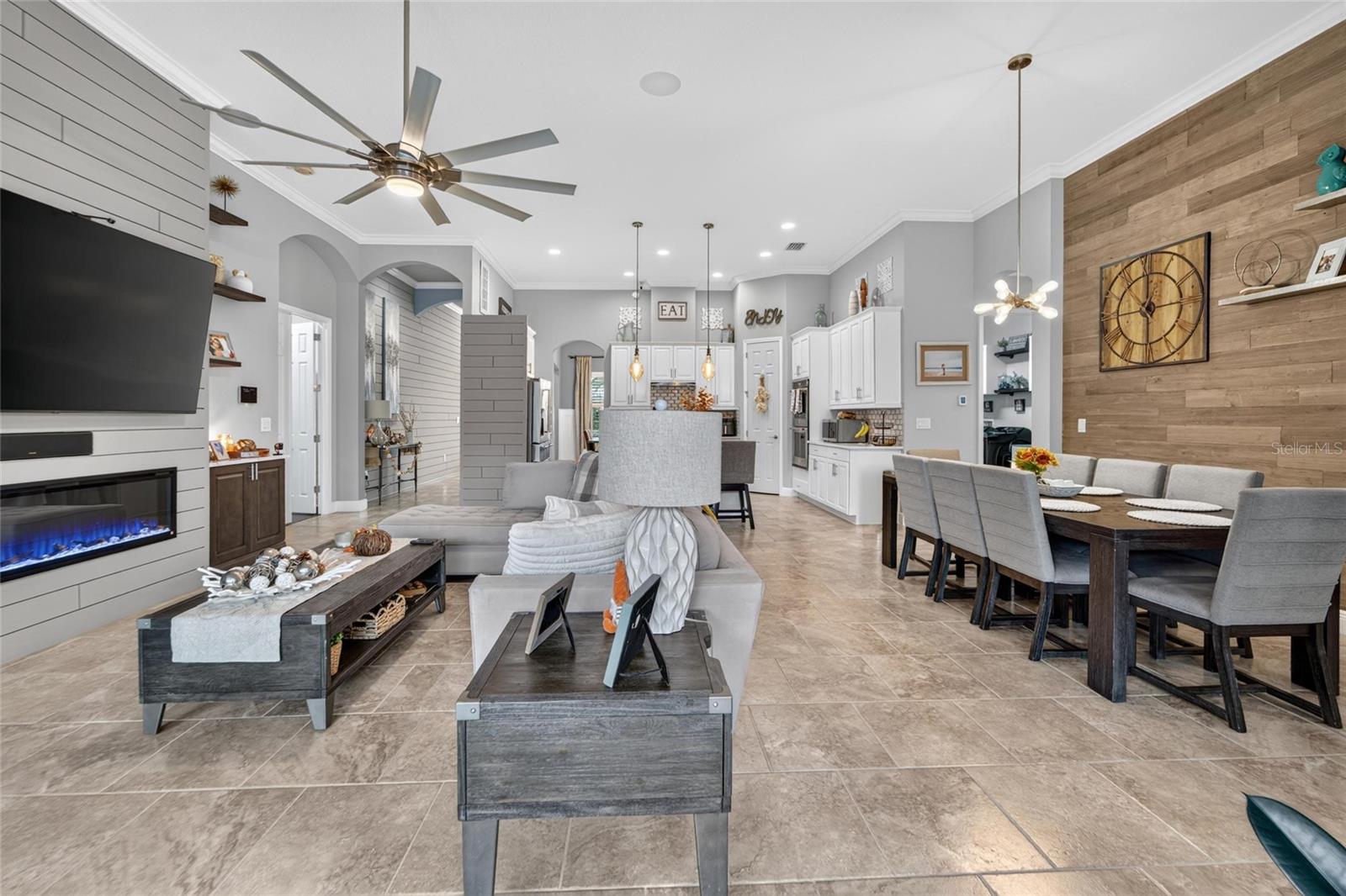 7007 COVINGTON STONE AVENUE, Apollo Beach, FL 33572