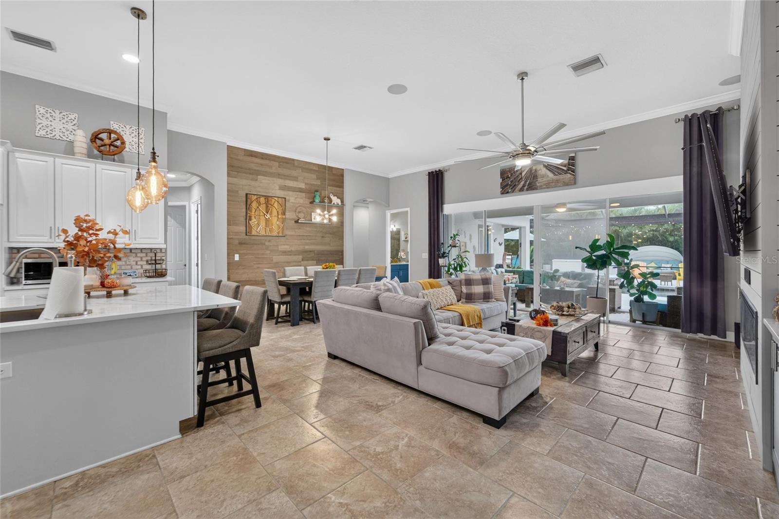 7007 COVINGTON STONE AVENUE, Apollo Beach, FL 33572