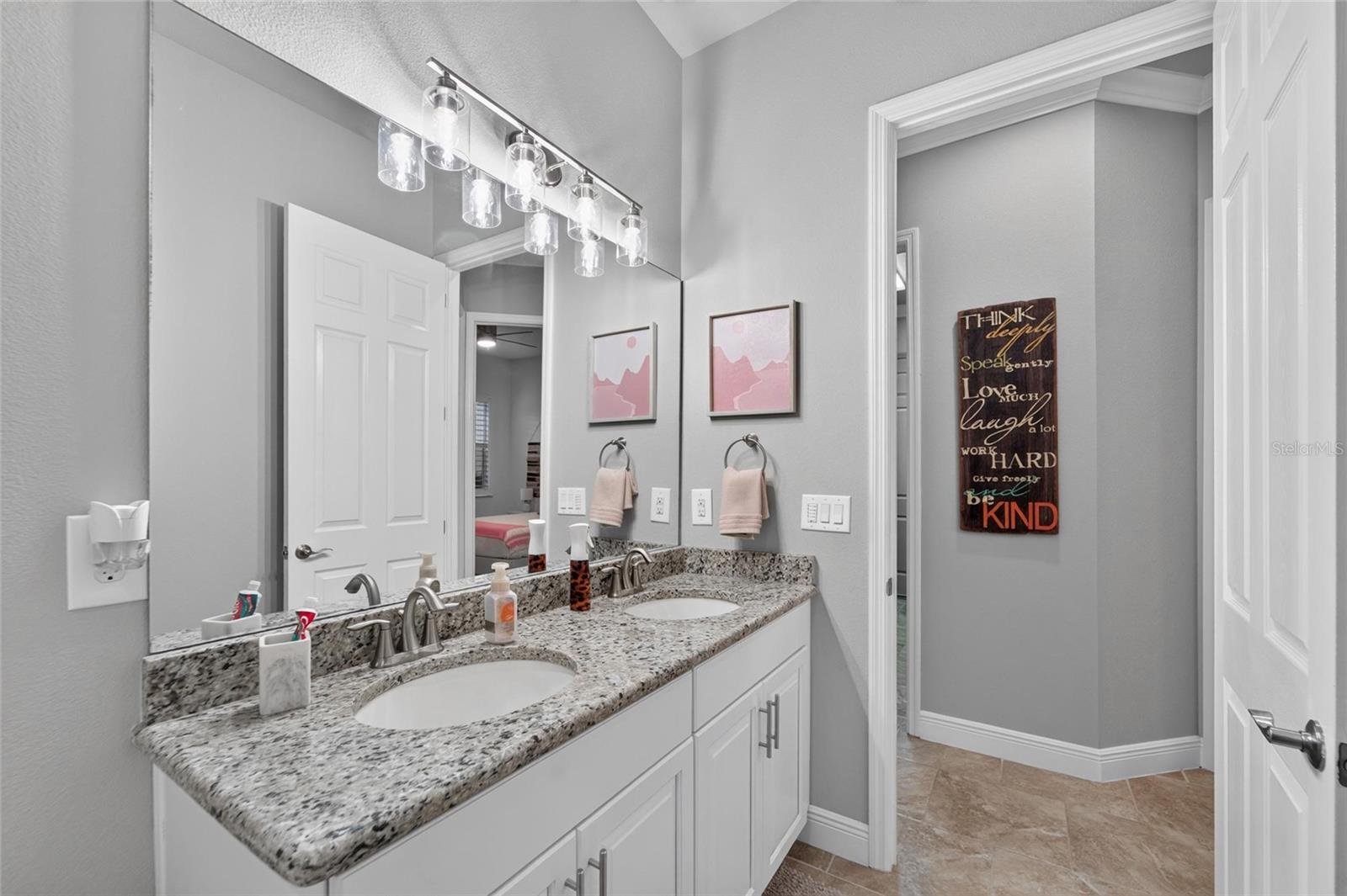7007 COVINGTON STONE AVENUE, Apollo Beach, FL 33572