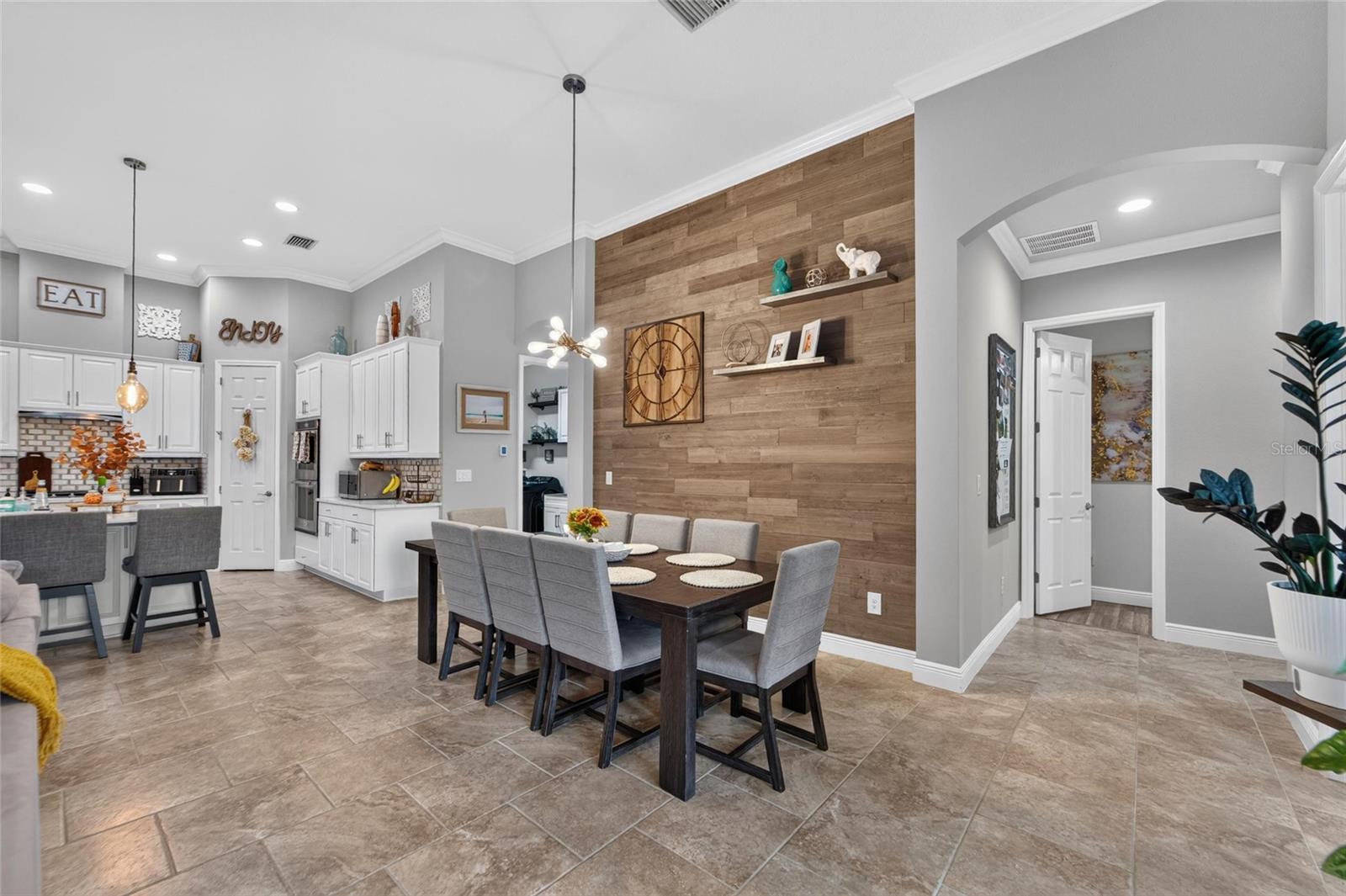 7007 COVINGTON STONE AVENUE, Apollo Beach, FL 33572