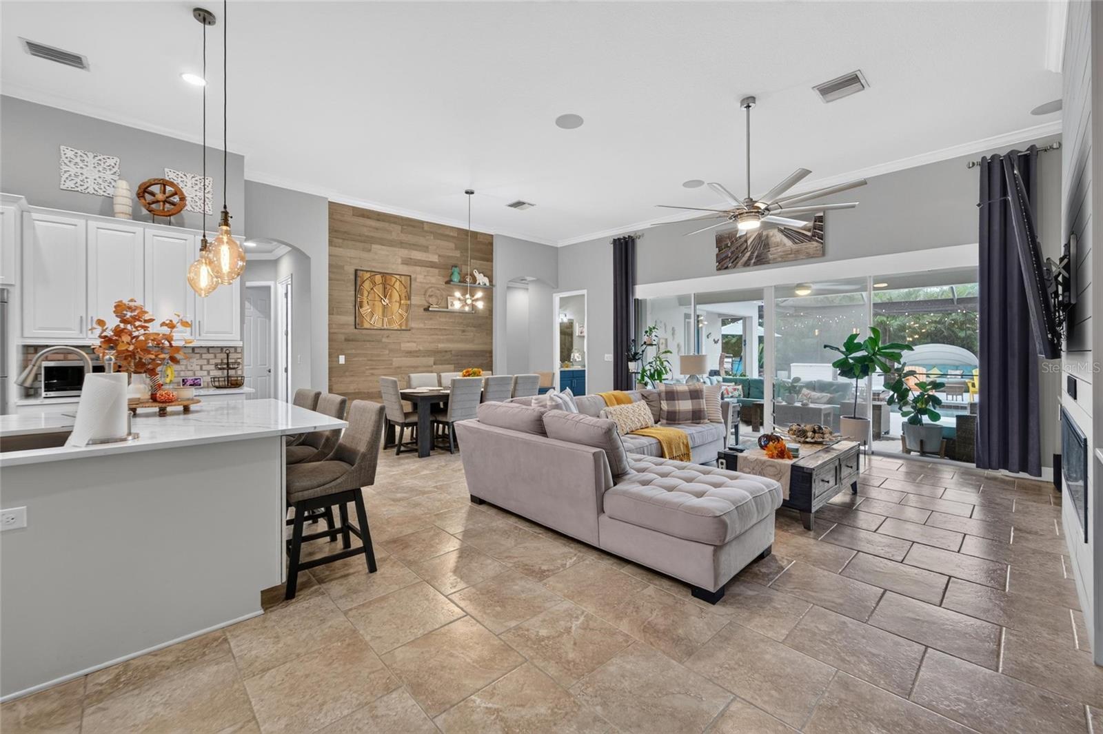 7007 COVINGTON STONE AVENUE, Apollo Beach, FL 33572