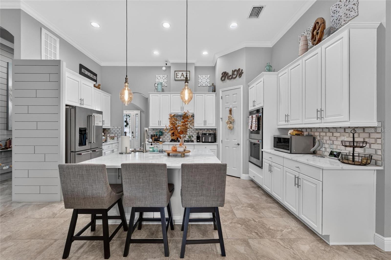 7007 COVINGTON STONE AVENUE, Apollo Beach, FL 33572