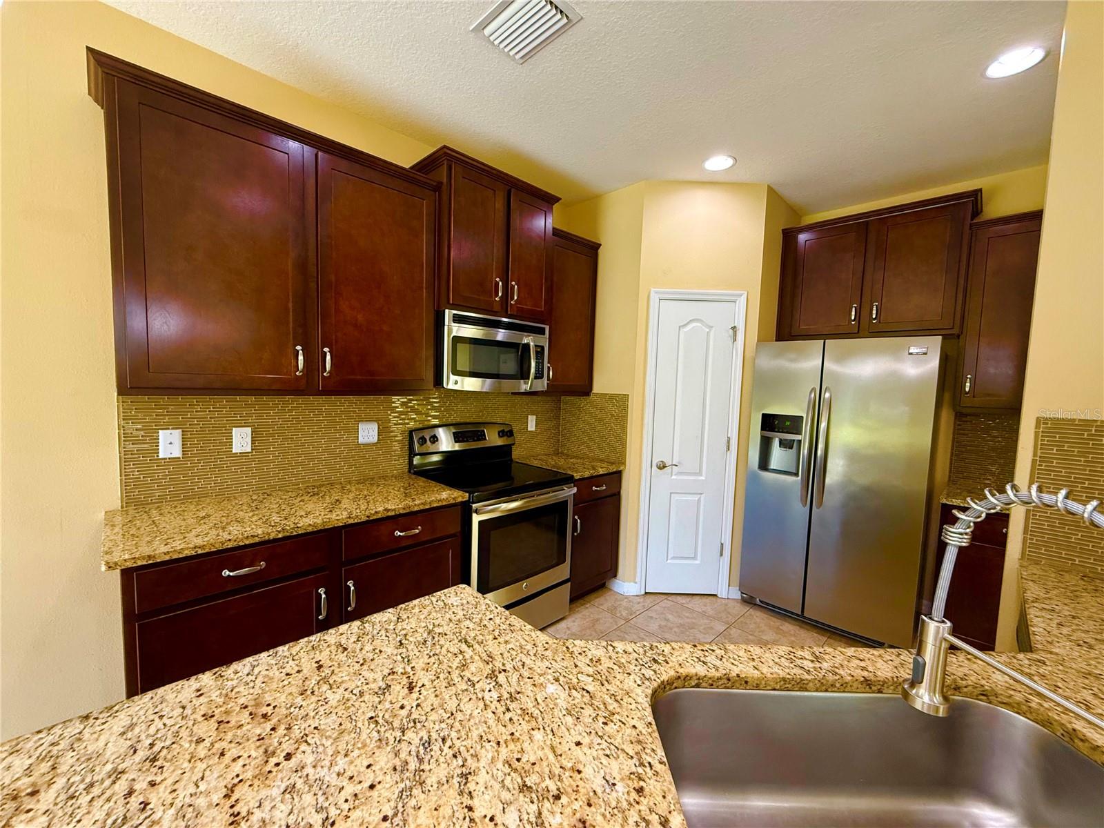 7001 INTERBAY BOULEVARD, #237, Tampa, FL 33616