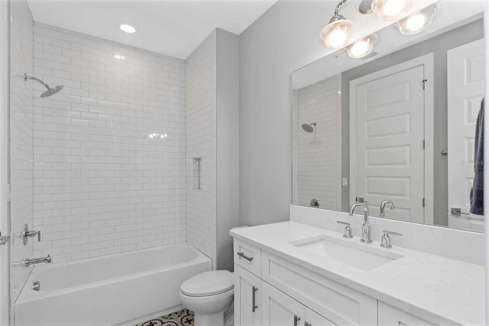 2nd Bathroom