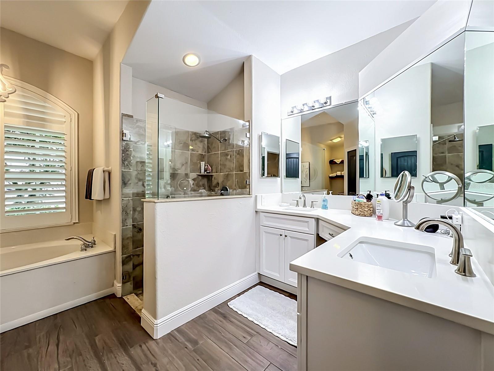 3605 ELK RIDGE LANE, Valrico, FL 33596