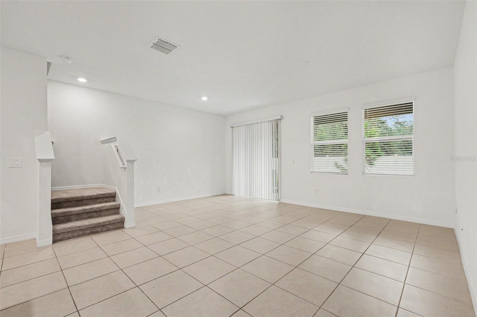 3332 LAPIS LAKE DRIVE, Zephyrhills, FL 33541