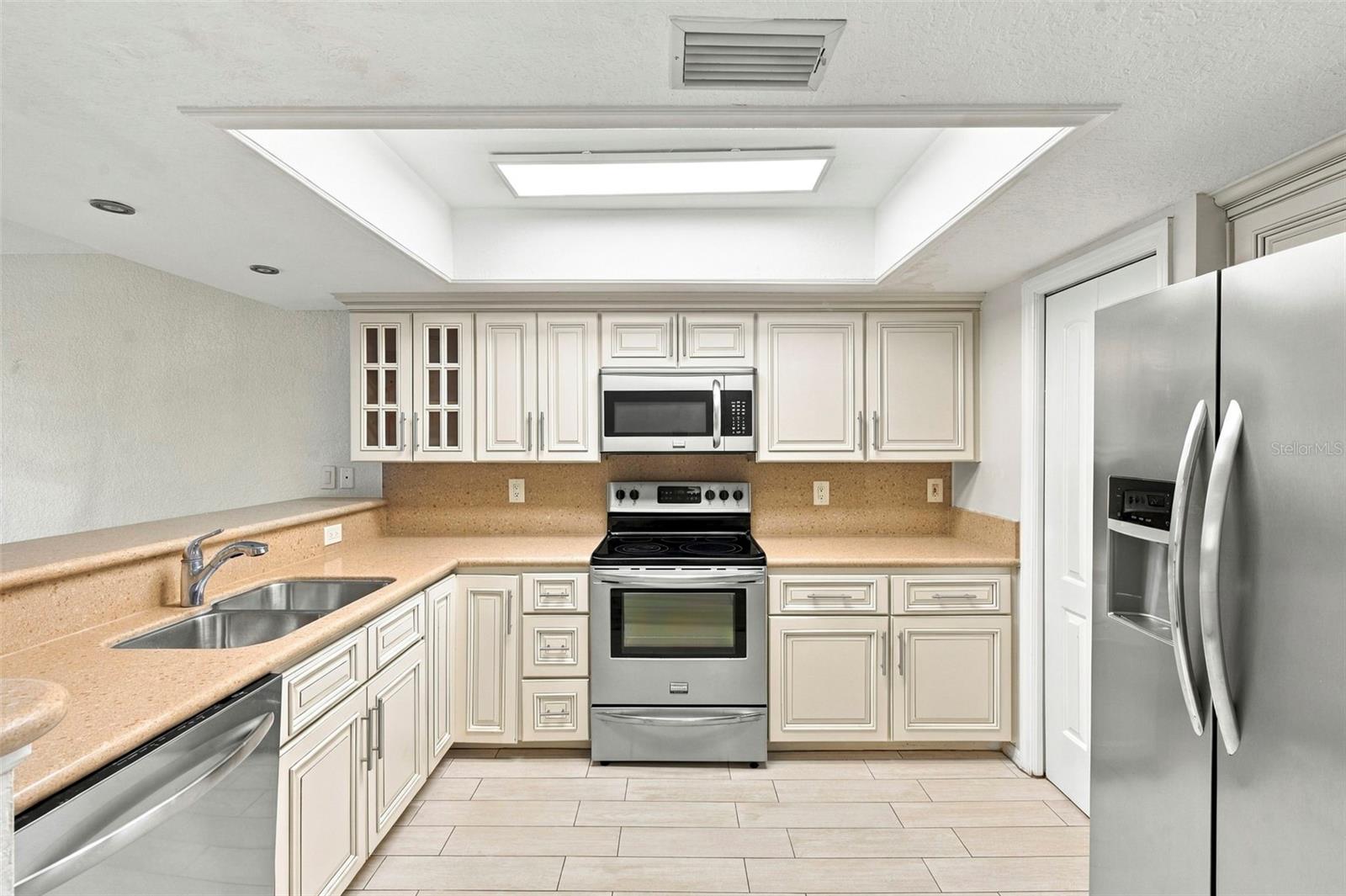 14885 SEMINOLE TRAIL, Seminole, FL 33776
