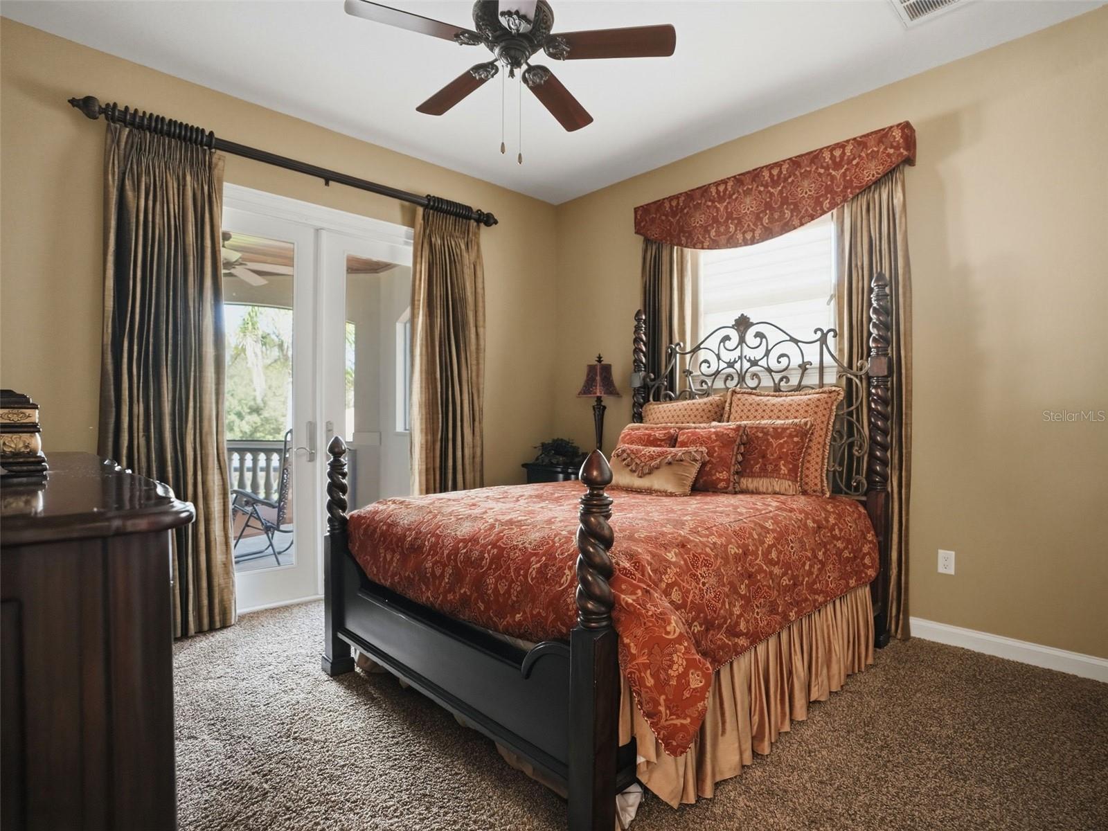 Upstairs Bedroom 2