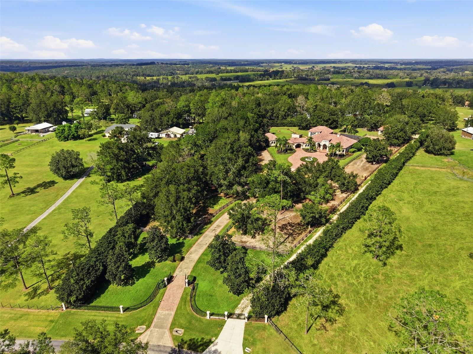 1450 VIRGINIA LEE CIRCLE, Brooksville, FL 34602