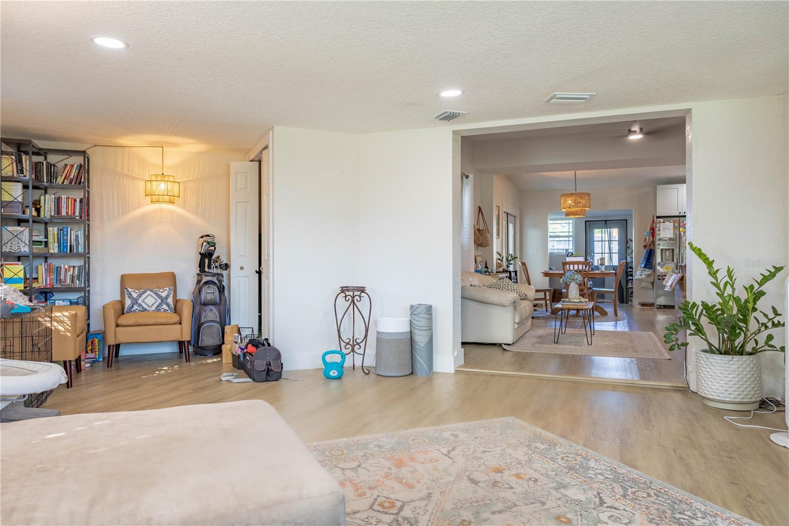 8485 PELICAN LANE, Seminole, FL 33777