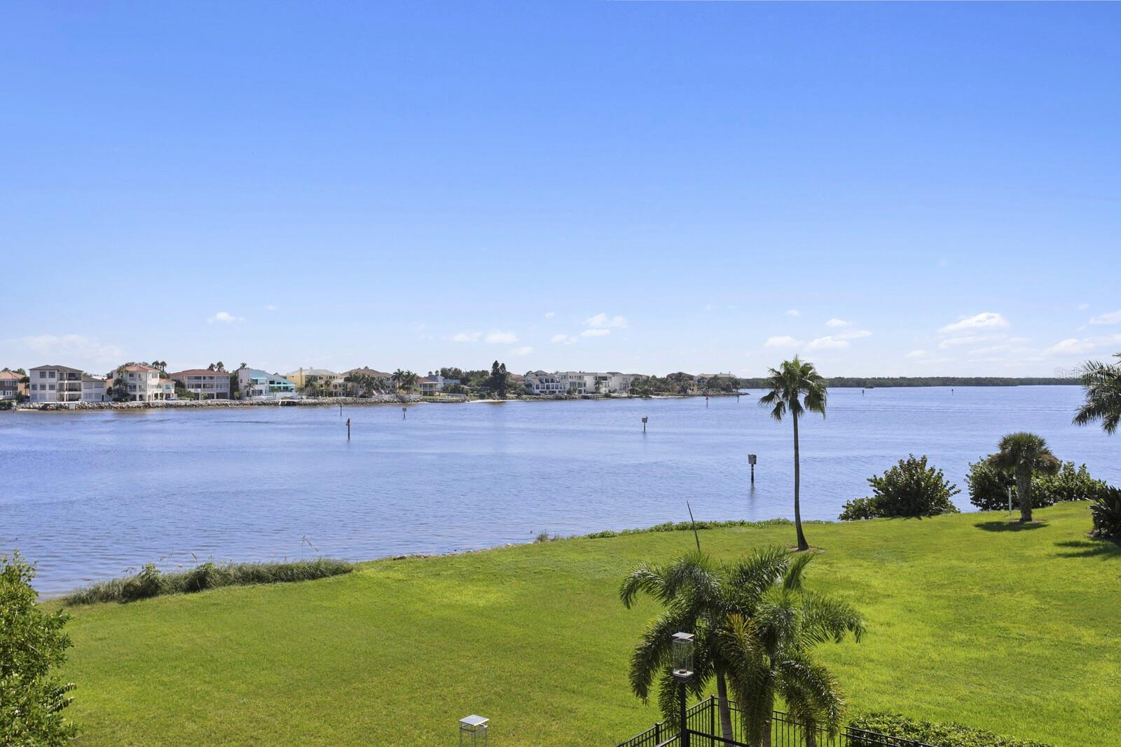 1317 JUMANA LOOP, Apollo Beach, FL 33572