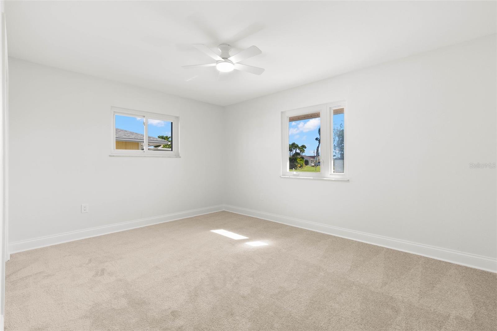 1220 VALLEY FORGE BOULEVARD, Sun City Center, FL 33573