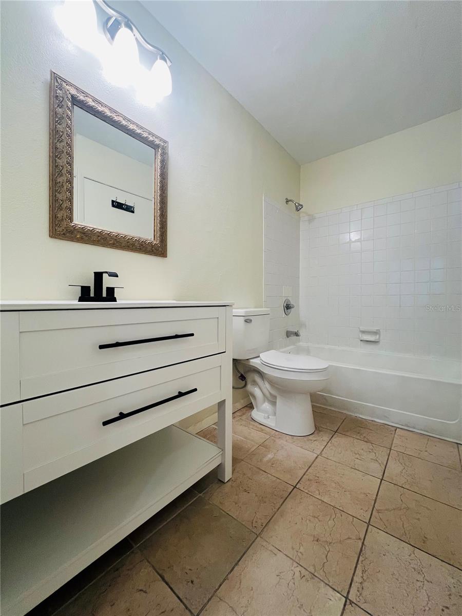 8609 MALLARD RESERVE DRIVE, #102, Tampa, FL 33614