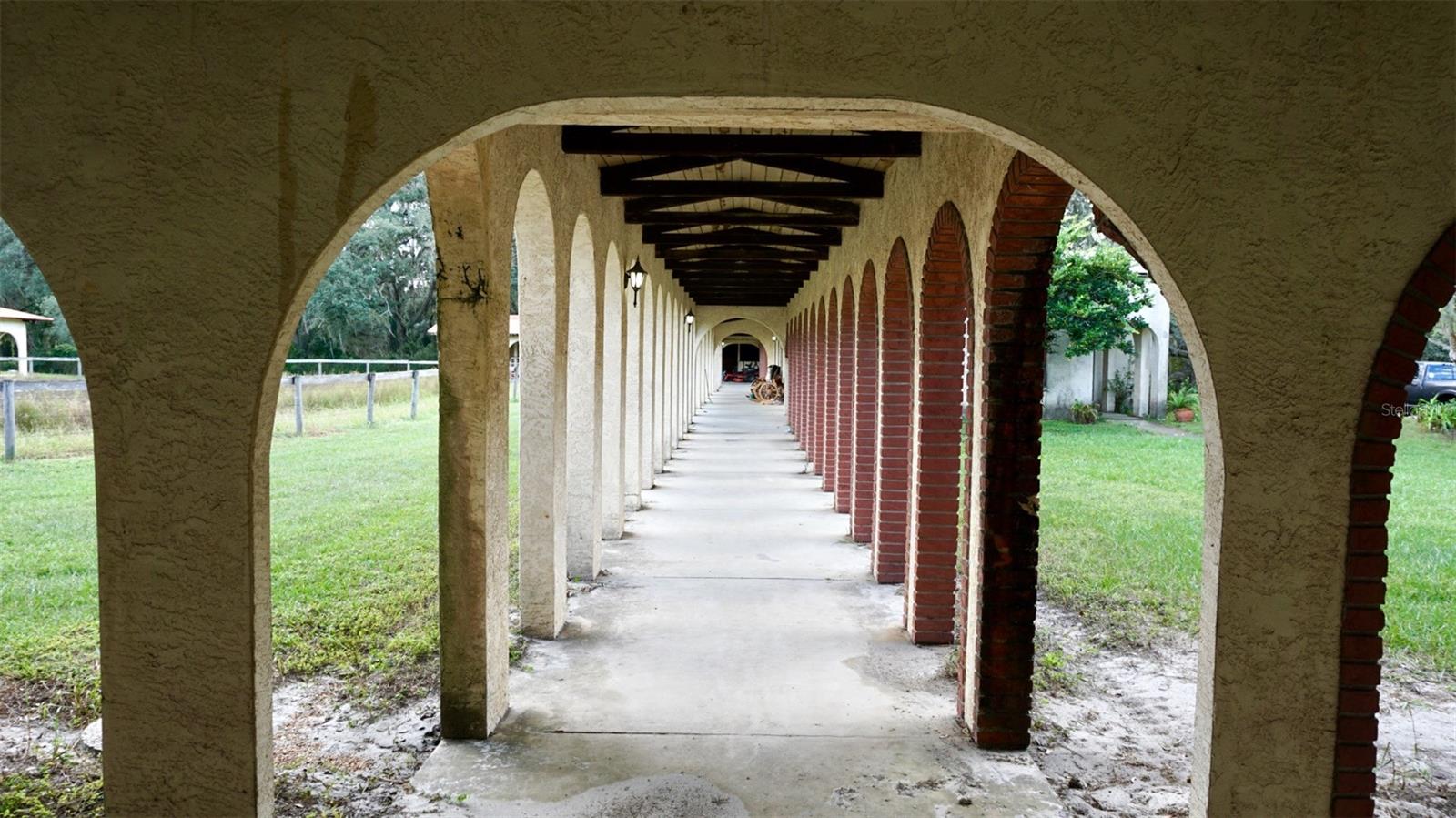 Arch entry