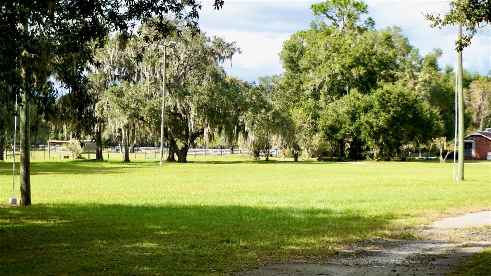 36178 GRESHAM ROAD, Webster, FL 33597 36178 GRESHAM ROAD, Webster, FL 33597
