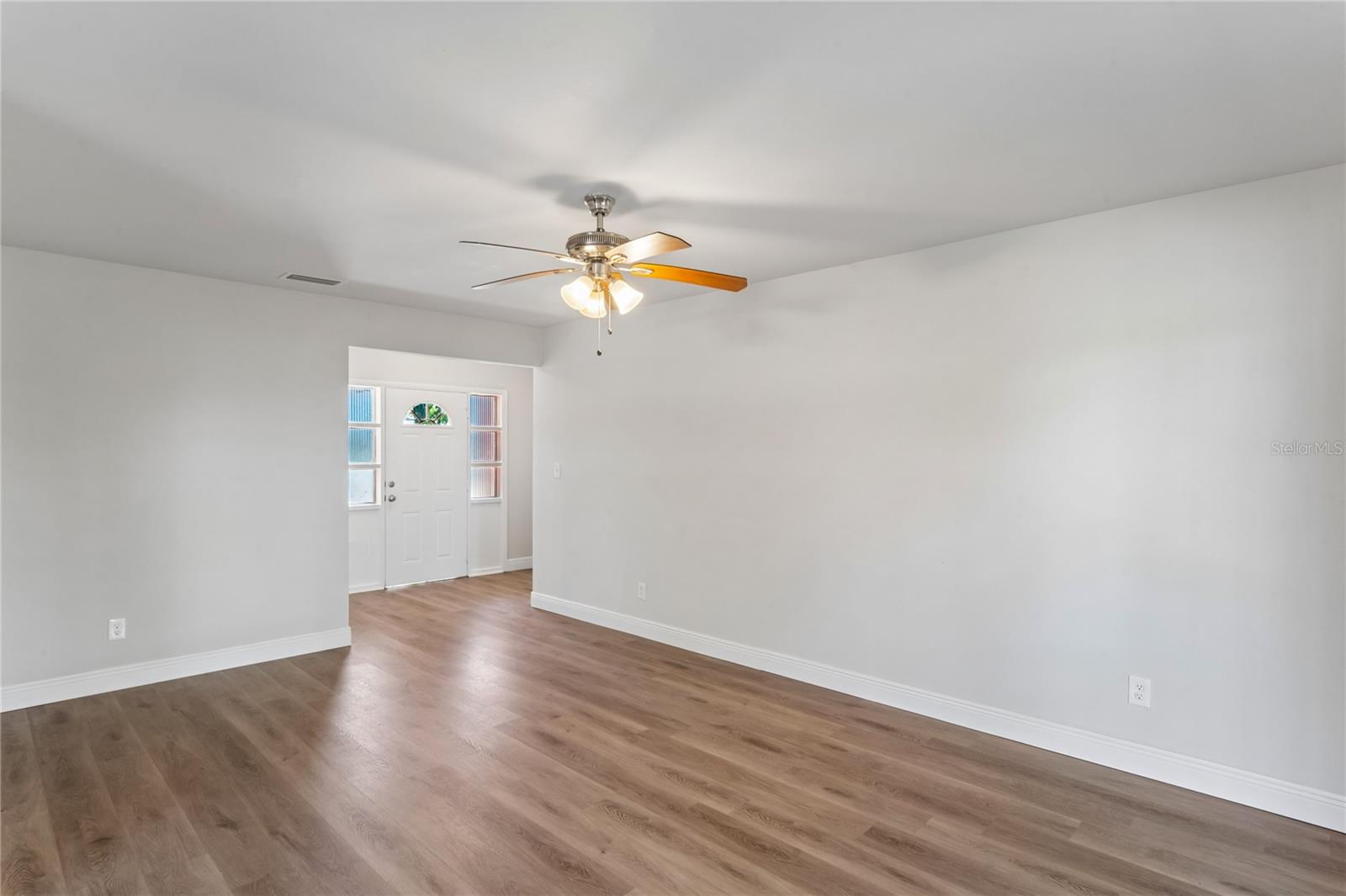 4810 WYNWOOD DRIVE, Tampa, FL 33615 4810 WYNWOOD DRIVE, Tampa, FL 33615