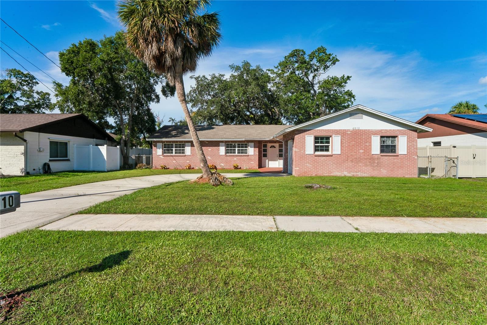 4810 WYNWOOD DRIVE, Tampa, FL 33615