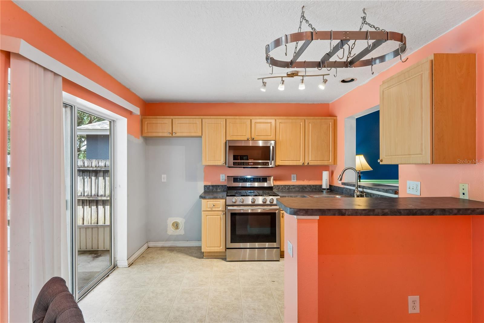 7451 OXFORD GARDEN CIRCLE, Apollo Beach, FL 33572 7451 OXFORD GARDEN CIRCLE, Apollo Beach, FL 33572
