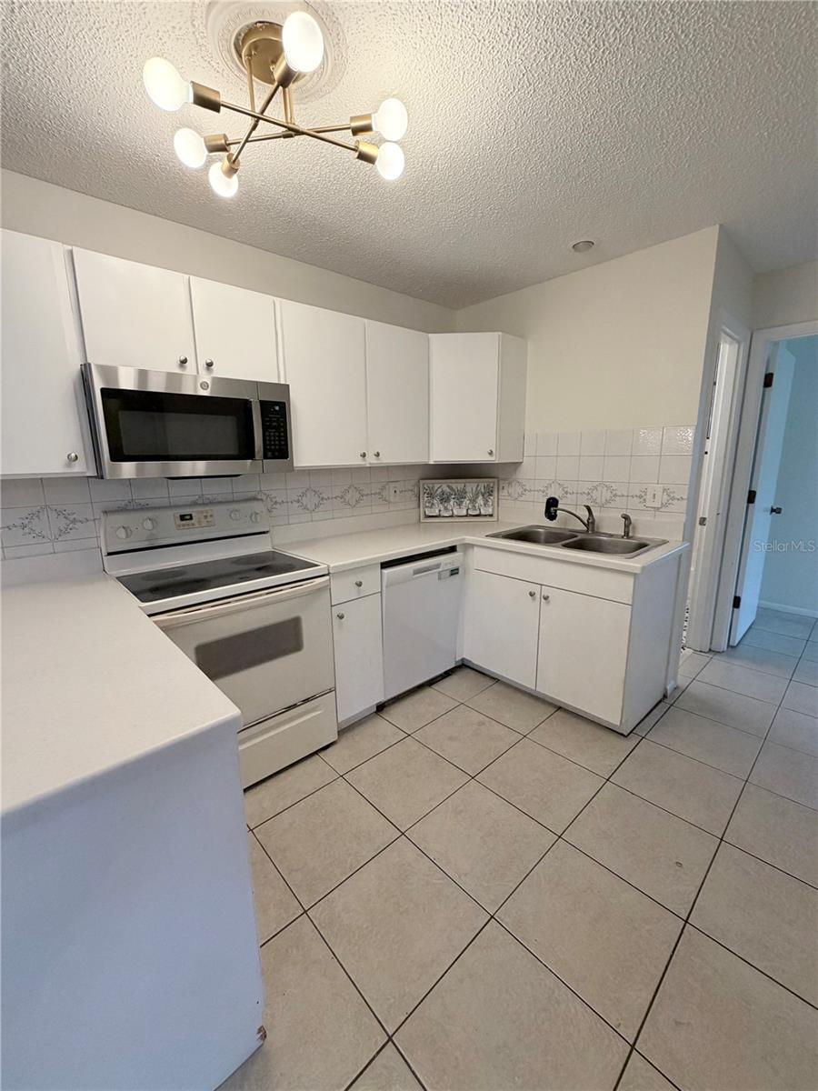 1119 68TH AVENUE DRIVE W, #1119, Bradenton, FL 34207