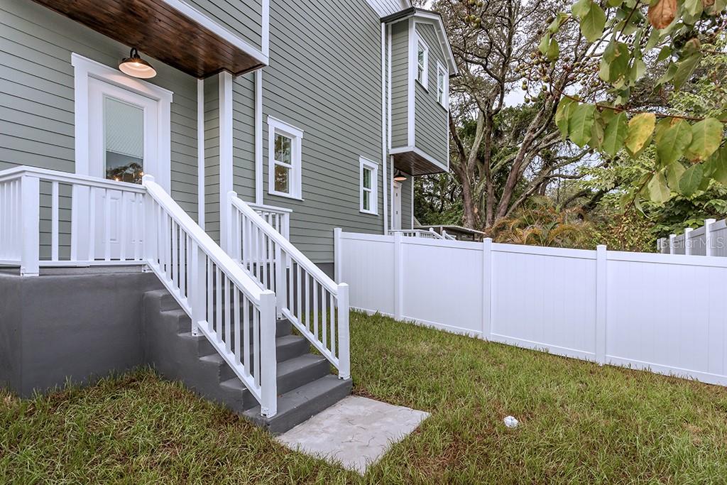 904 E OSBORNE AVENUE, #1, Tampa, FL 33603