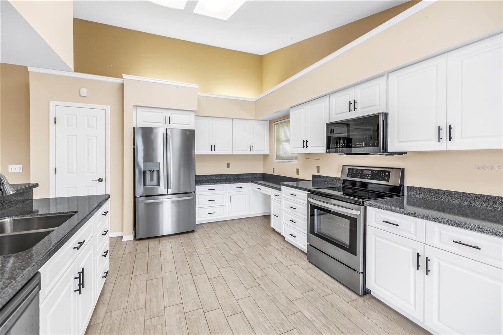 13000 FARMINGTON TRAIL, Seminole, FL 33776