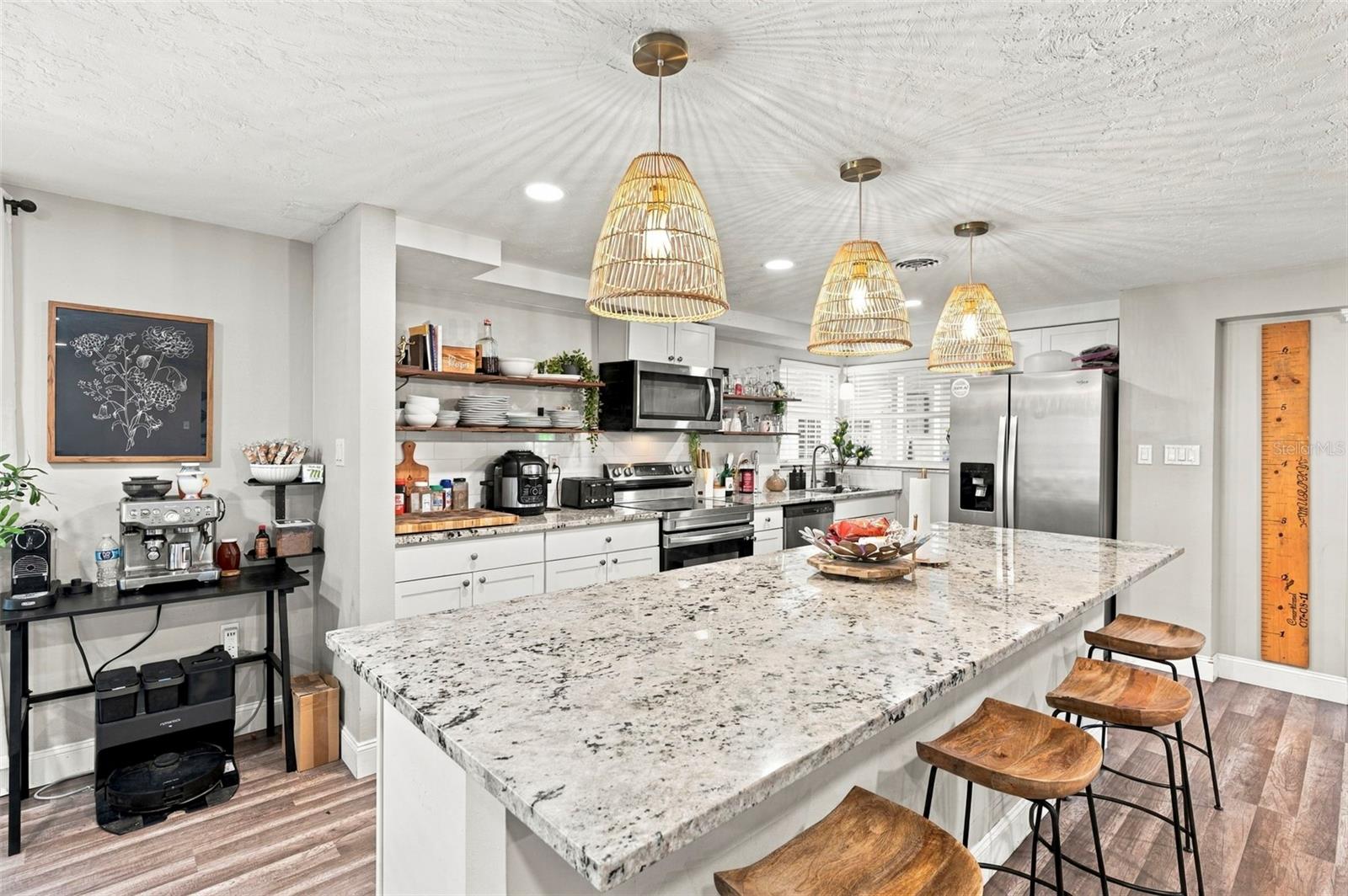 5105 W COUNTRY CLUB DRIVE, Sarasota, FL 34243