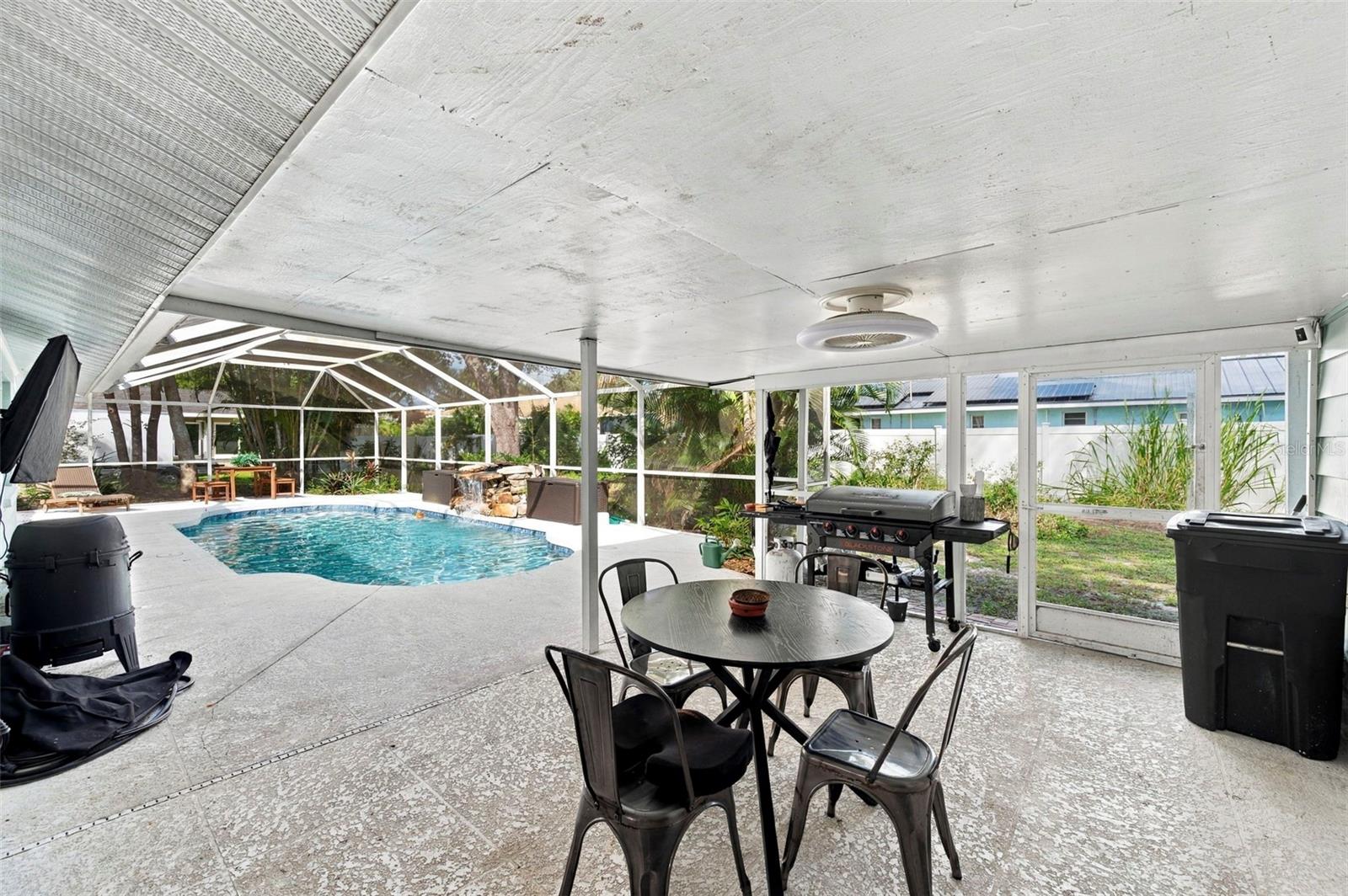 5105 W COUNTRY CLUB DRIVE, Sarasota, FL 34243