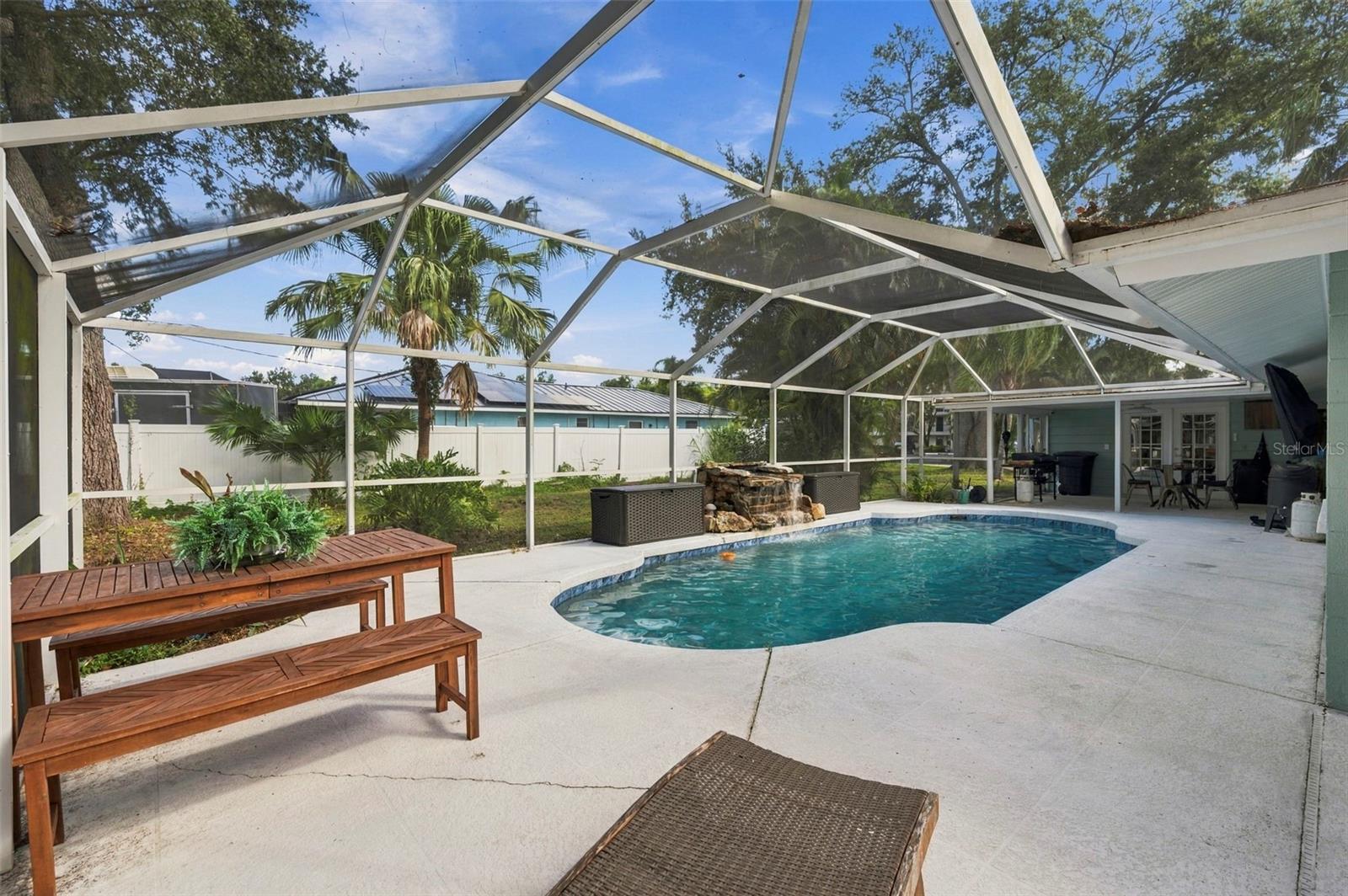 5105 W COUNTRY CLUB DRIVE, Sarasota, FL 34243
