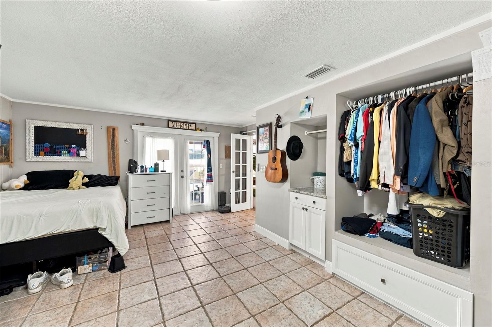 5105 W COUNTRY CLUB DRIVE, Sarasota, FL 34243