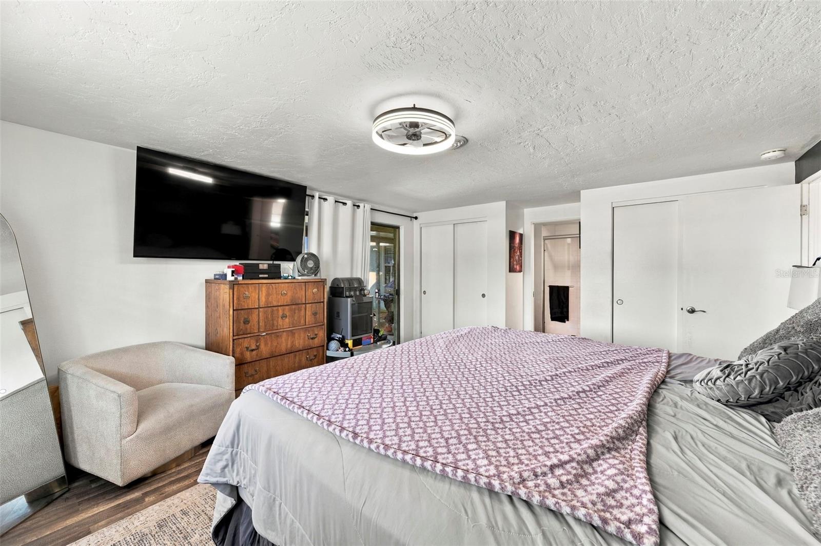 5105 W COUNTRY CLUB DRIVE, Sarasota, FL 34243
