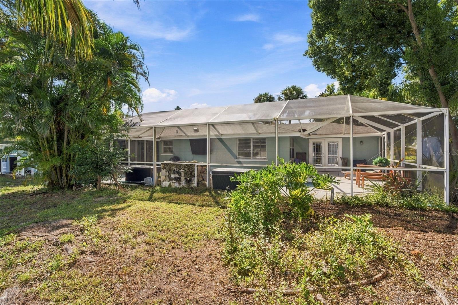 5105 W COUNTRY CLUB DRIVE, Sarasota, FL 34243
