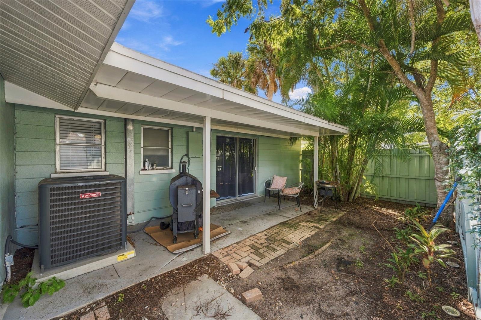 5105 W COUNTRY CLUB DRIVE, Sarasota, FL 34243