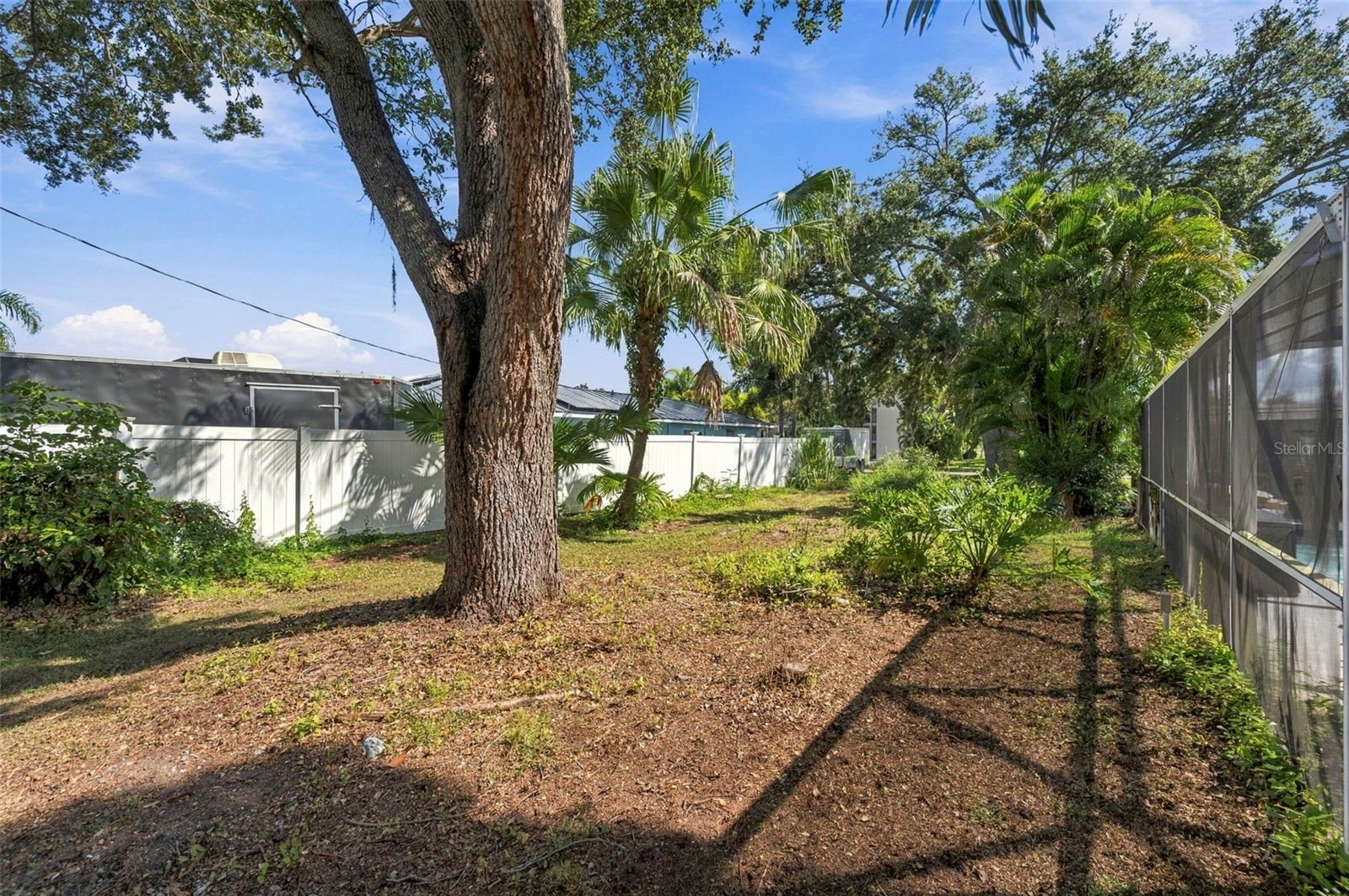 5105 W COUNTRY CLUB DRIVE, Sarasota, FL 34243