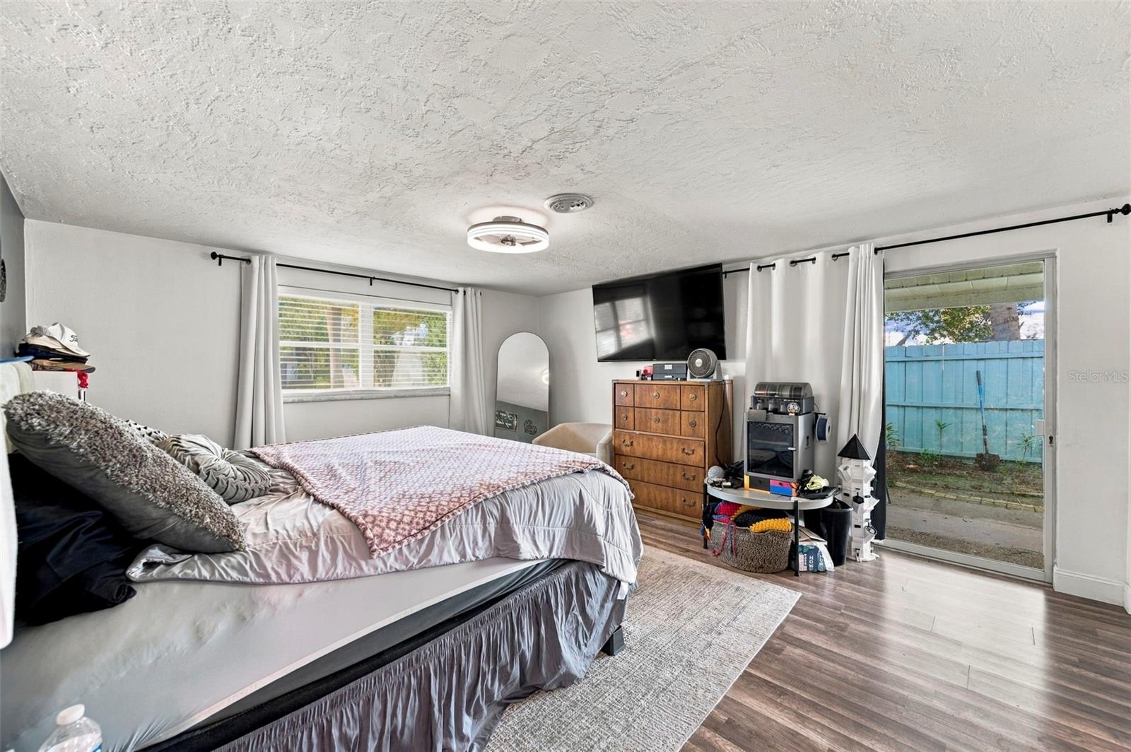 5105 W COUNTRY CLUB DRIVE, Sarasota, FL 34243
